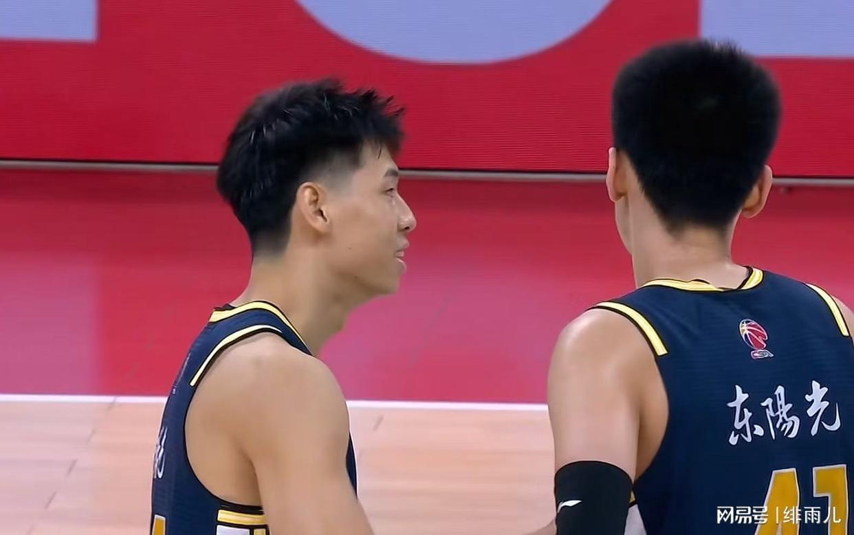 开云体育官方app-广东队被迫裁掉杜锋？三大国青惨遭打压，四大国手全被骂懵了！